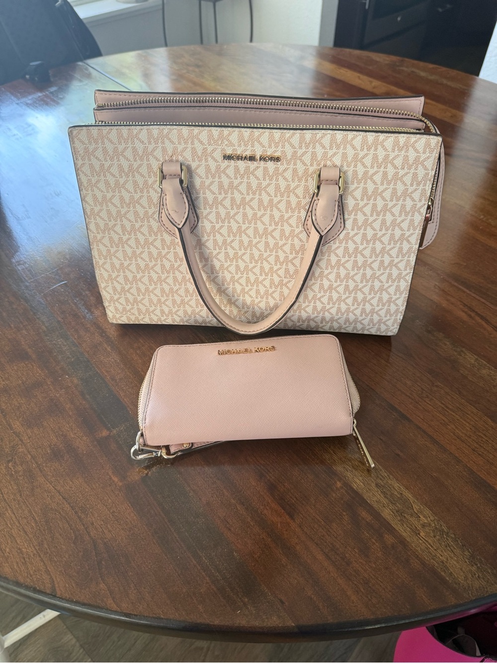 Michael Kors Light Pink MK Signature Tote with Matching Wallet